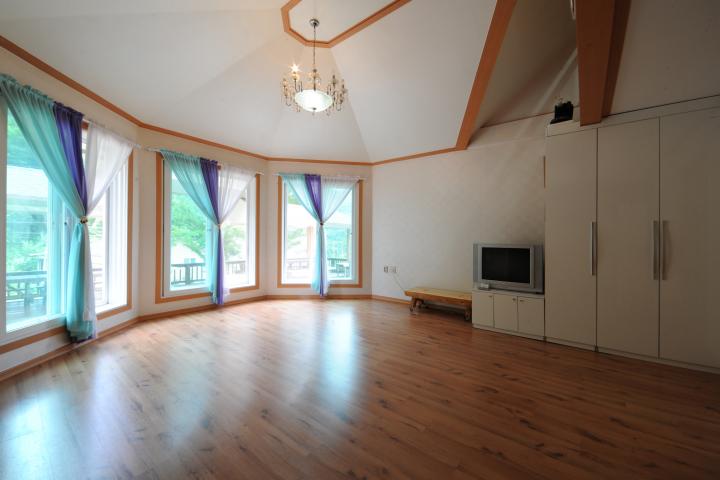 별빛소리 거실3